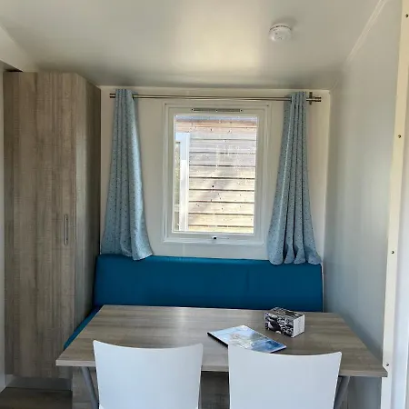 Essentiel 30m2 Campsite *