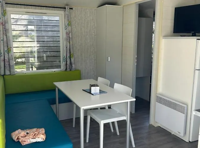 Essentiel 30m2 Kemping *