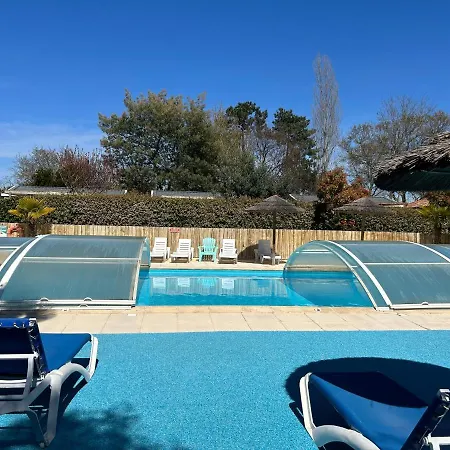 Campsite Essentiel 30m2 *