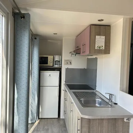 Essentiel 30m2 Camping Ares