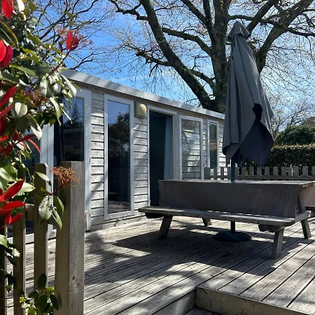 Essentiel 30m2 Camping Ares